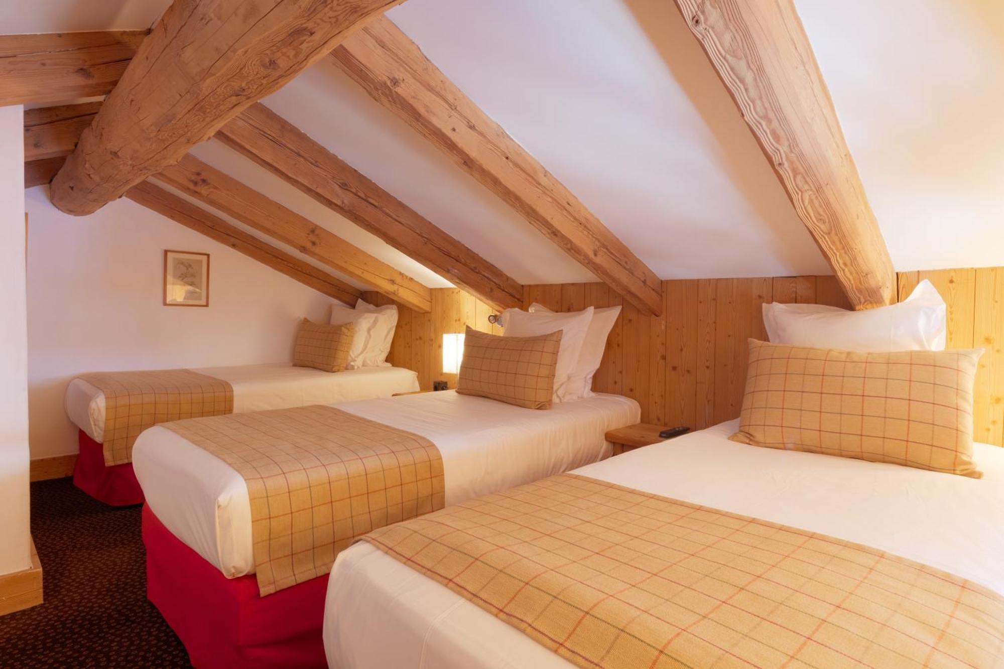 Hotel La Ferme Du Golf Megève Zimmer foto